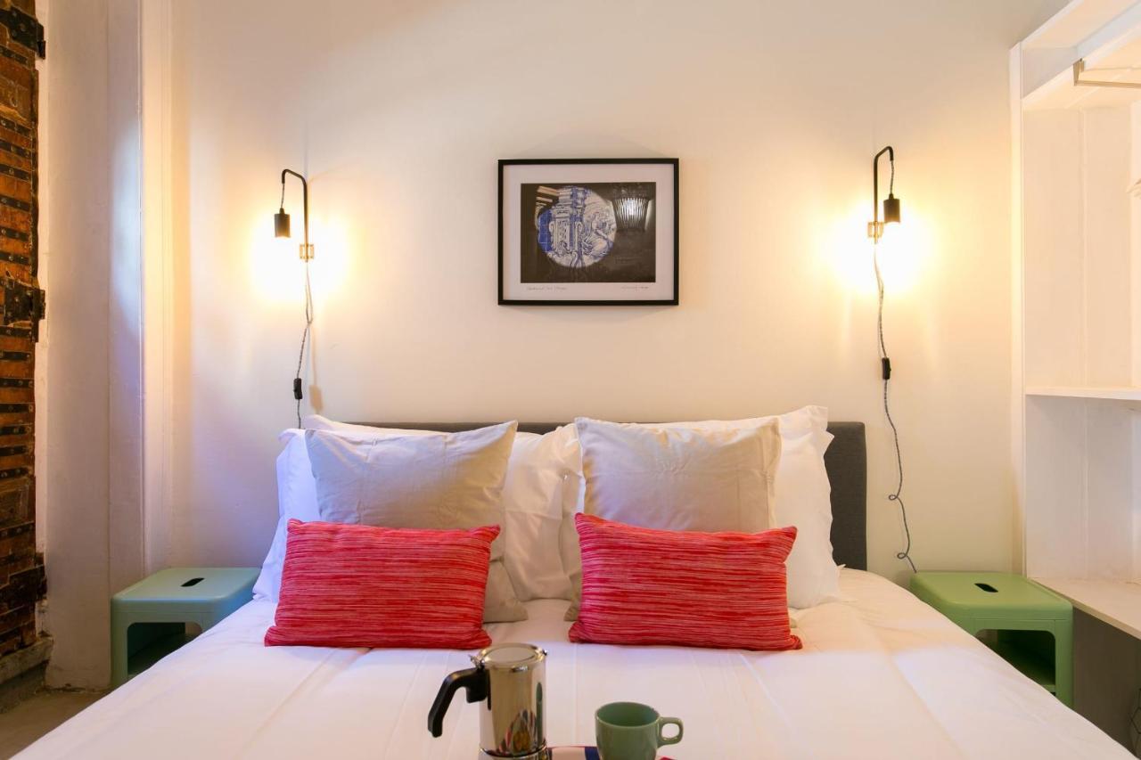 Sunlit Photographers 1bedroom In Alcântara Lisboa